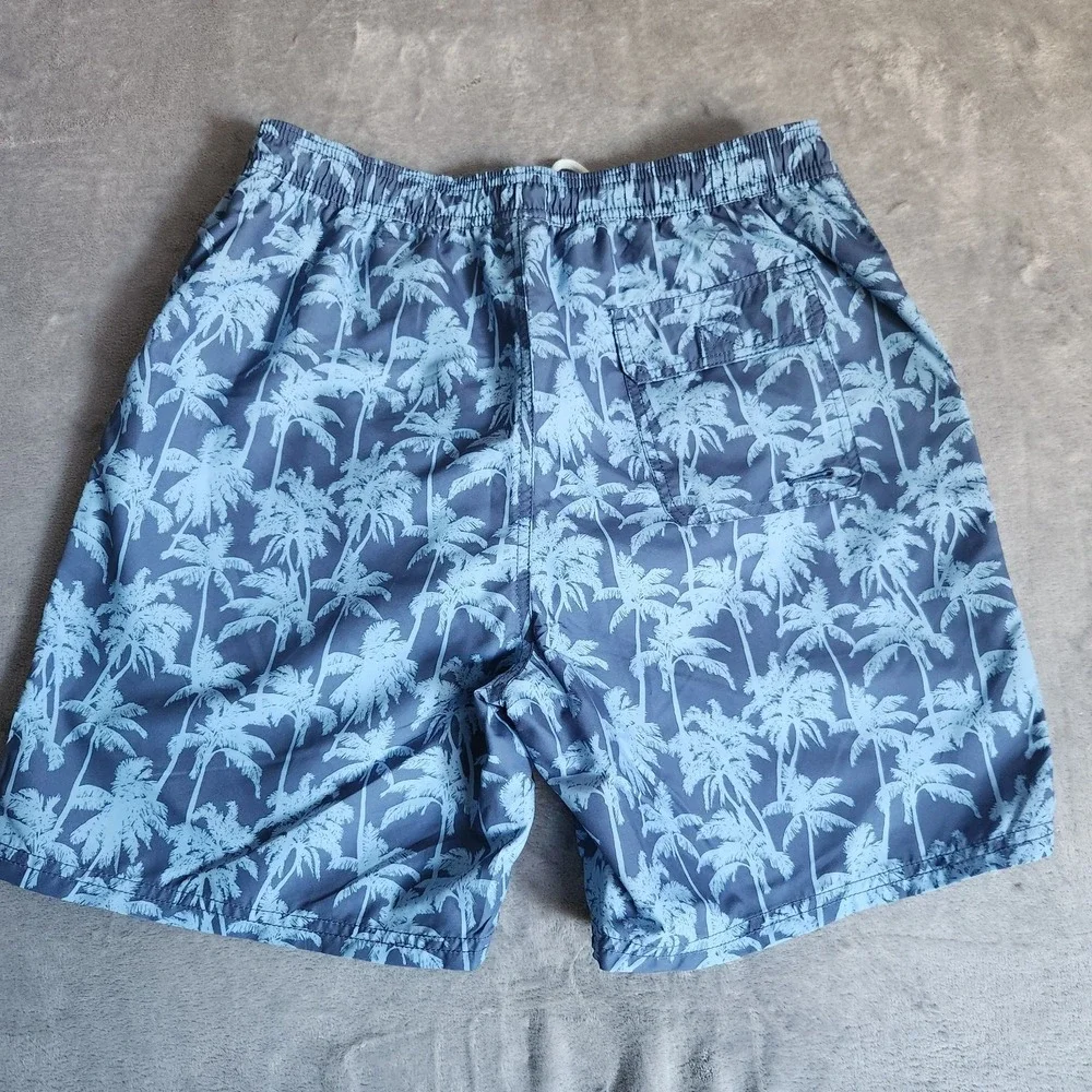Vineyard Vines Men's Blue Palm Tree Print Swim Trunk Chappy Shorts MMedium
